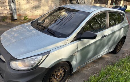 Hyundai Solaris II рестайлинг, 2012 год, 550 000 рублей, 12 фотография