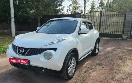 Nissan Juke II, 2014 год, 990 000 рублей, 2 фотография