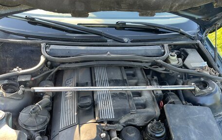 BMW 3 серия, 2002 год, 1 150 000 рублей, 14 фотография