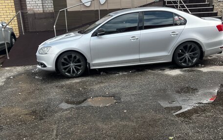 Volkswagen Jetta VI, 2013 год, 945 000 рублей, 7 фотография
