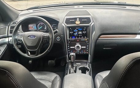 Ford Explorer VI, 2019 год, 3 600 000 рублей, 9 фотография