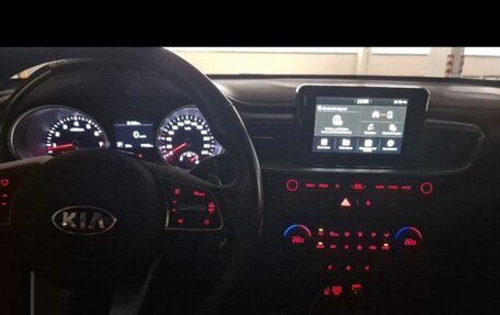 KIA cee'd III, 2018 год, 1 700 000 рублей, 9 фотография