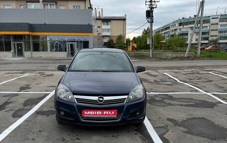 Opel Astra H, 2011 год, 620 000 рублей, 1 фотография