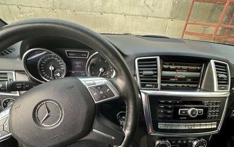 Mercedes-Benz M-Класс, 2013 год, 2 000 000 рублей, 1 фотография