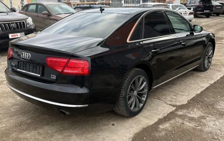 Audi A8, 2010 год, 999 999 рублей, 4 фотография