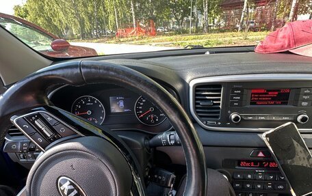 KIA Sportage IV рестайлинг, 2019 год, 2 700 000 рублей, 8 фотография