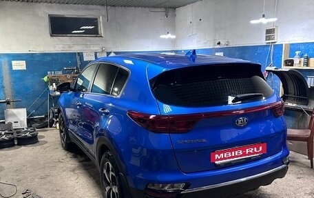 KIA Sportage IV рестайлинг, 2019 год, 2 700 000 рублей, 6 фотография