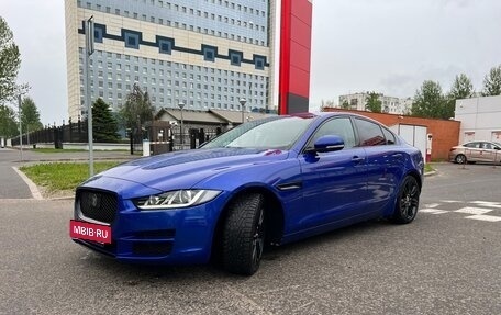 Jaguar XE I рестайлинг, 2017 год, 1 690 000 рублей, 8 фотография