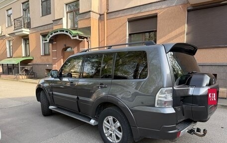 Mitsubishi Pajero IV, 2018 год, 3 400 000 рублей, 4 фотография