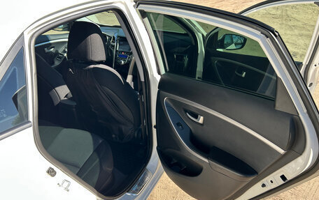 Hyundai i30 II рестайлинг, 2012 год, 1 100 000 рублей, 12 фотография