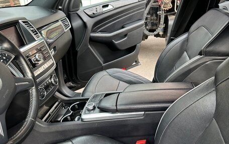 Mercedes-Benz M-Класс, 2013 год, 2 000 000 рублей, 4 фотография