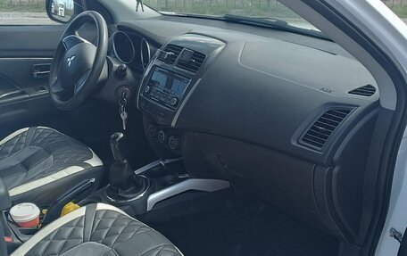 Mitsubishi ASX I рестайлинг, 2013 год, 800 000 рублей, 5 фотография