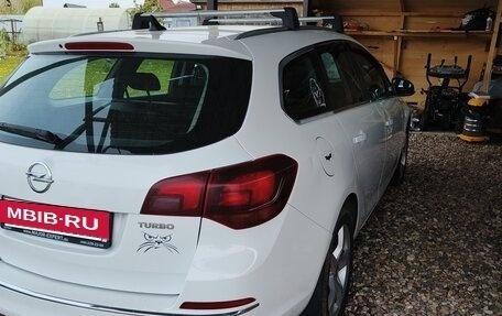Opel Astra J, 2014 год, 1 200 000 рублей, 3 фотография