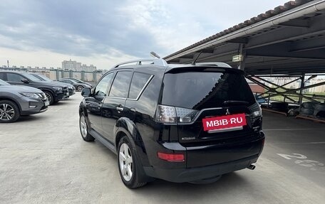 Mitsubishi Outlander III рестайлинг 3, 2008 год, 900 000 рублей, 7 фотография