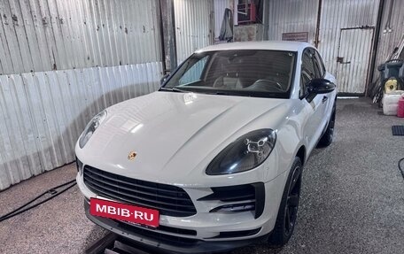 Porsche Macan I рестайлинг, 2021 год, 5 870 000 рублей, 2 фотография