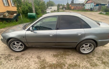 Audi A4, 1997 год, 450 000 рублей, 4 фотография
