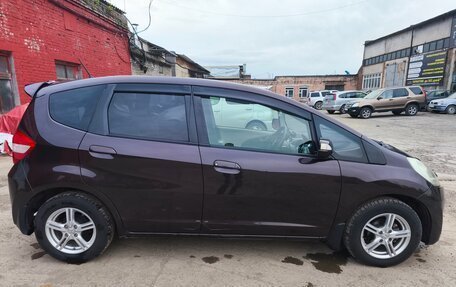 Honda Fit III, 2011 год, 900 000 рублей, 3 фотография