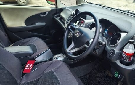 Honda Fit III, 2011 год, 900 000 рублей, 9 фотография