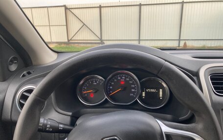 Renault Logan II, 2019 год, 670 000 рублей, 10 фотография