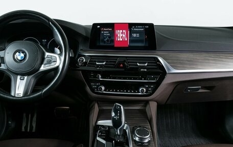 BMW 5 серия, 2018 год, 4 390 000 рублей, 12 фотография