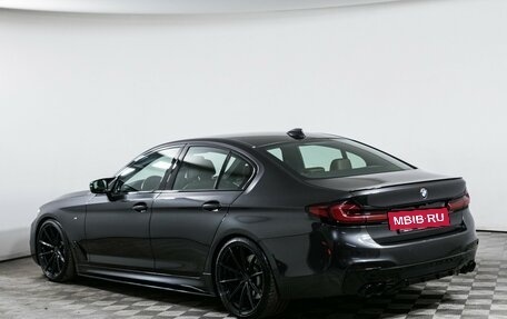 BMW 5 серия, 2018 год, 4 390 000 рублей, 7 фотография