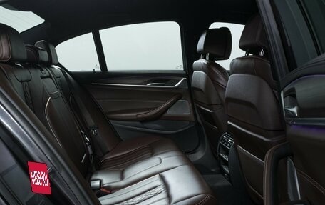 BMW 5 серия, 2018 год, 4 390 000 рублей, 13 фотография
