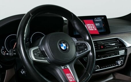 BMW 5 серия, 2018 год, 4 390 000 рублей, 15 фотография