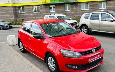 Volkswagen Polo VI (EU Market), 2012 год, 750 000 рублей, 1 фотография