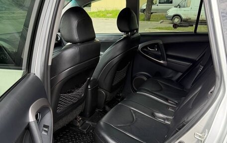 Toyota RAV4, 2007 год, 1 300 000 рублей, 11 фотография