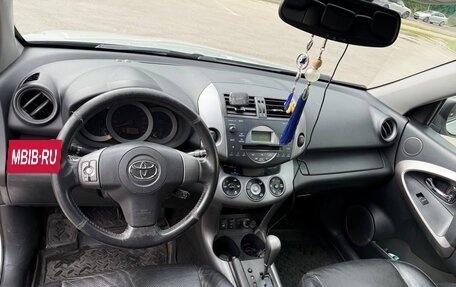 Toyota RAV4, 2007 год, 1 300 000 рублей, 9 фотография