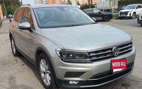 Volkswagen Tiguan II, 2018 год, 2 050 000 рублей, 5 фотография