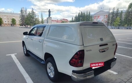 Toyota Hilux VIII, 2018 год, 2 700 000 рублей, 5 фотография