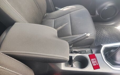Toyota Hilux VIII, 2018 год, 2 700 000 рублей, 16 фотография