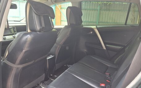 Toyota RAV4, 2013 год, 1 850 000 рублей, 10 фотография