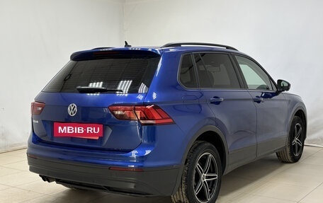 Volkswagen Tiguan II, 2019 год, 1 950 000 рублей, 4 фотография