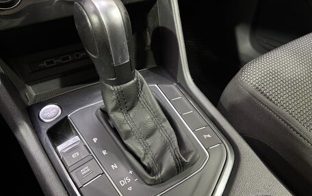 Volkswagen Tiguan II, 2019 год, 1 950 000 рублей, 20 фотография