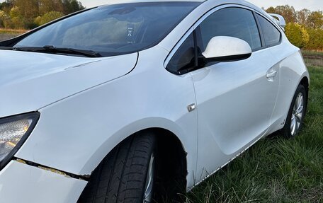 Opel Astra J, 2013 год, 840 000 рублей, 2 фотография