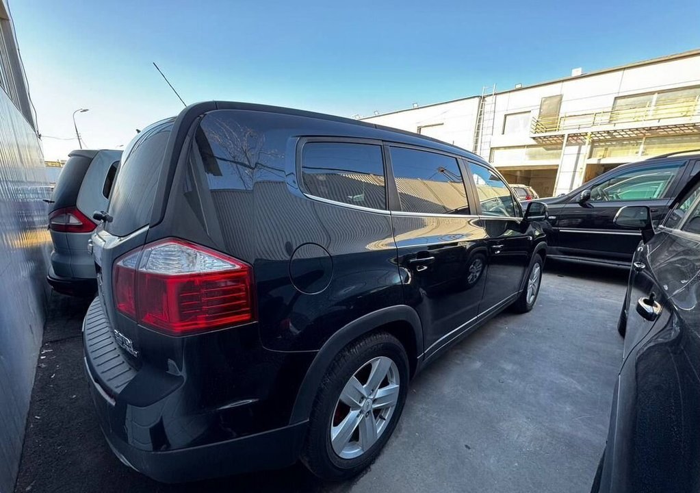Chevrolet Orlando, 2013 год, 1 099 000 рублей, 4 фотография