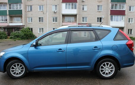 KIA cee'd I рестайлинг, 2010 год, 822 000 рублей, 4 фотография
