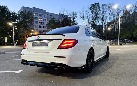 Mercedes-Benz E-Класс, 2018 год, 4 000 000 рублей, 6 фотография
