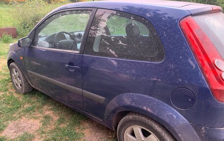 Ford Fiesta, 2006 год, 420 000 рублей, 2 фотография
