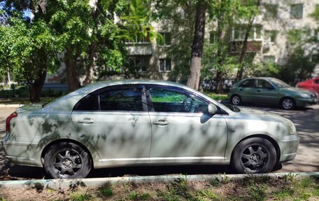 Toyota Avensis III рестайлинг, 2004 год, 960 000 рублей, 11 фотография