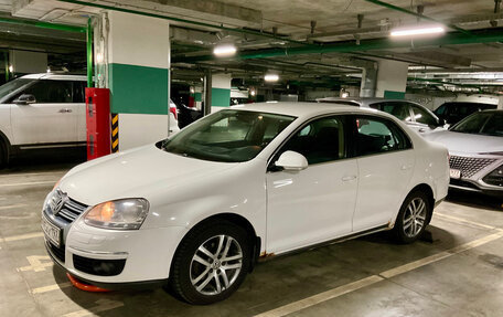 Volkswagen Jetta VI, 2010 год, 680 000 рублей, 3 фотография
