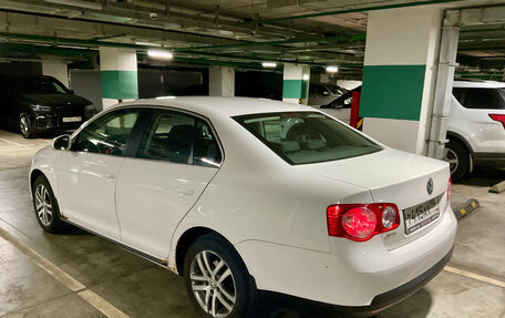 Volkswagen Jetta VI, 2010 год, 680 000 рублей, 4 фотография
