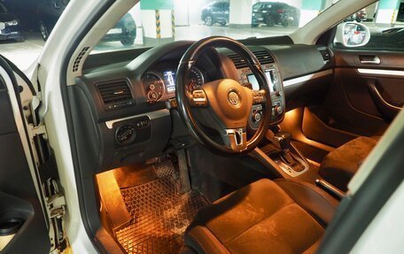 Volkswagen Jetta VI, 2010 год, 680 000 рублей, 19 фотография