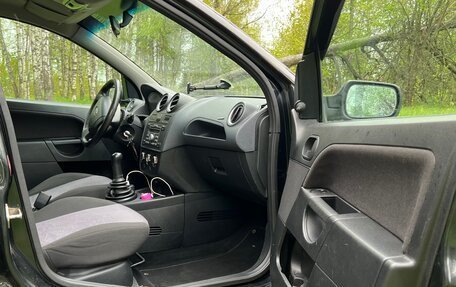 Ford Fiesta, 2006 год, 360 000 рублей, 12 фотография