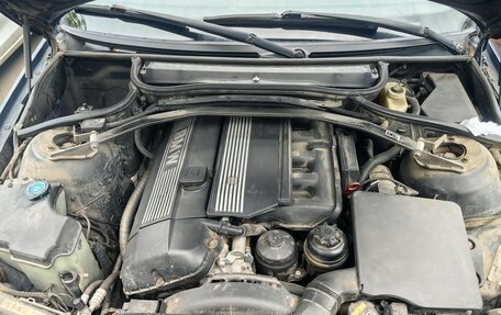 BMW 3 серия, 2004 год, 630 000 рублей, 21 фотография