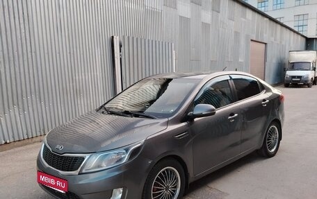 KIA Rio III рестайлинг, 2012 год, 690 000 рублей, 2 фотография