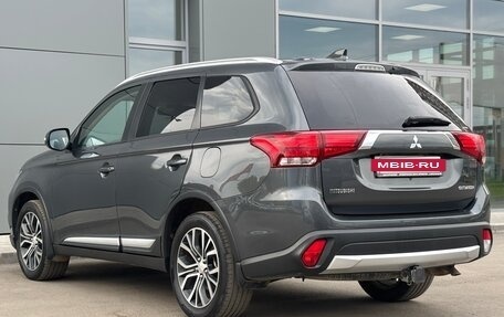 Mitsubishi Outlander III рестайлинг 3, 2018 год, 2 250 000 рублей, 7 фотография