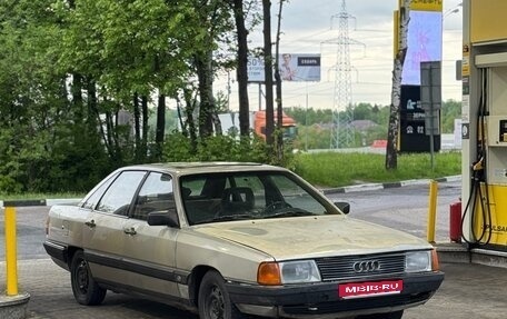 Audi 100, 1985 год, 115 000 рублей, 1 фотография